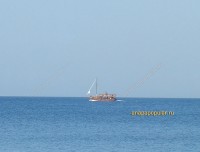 Морская прогулка на парусной яхте в Анапе